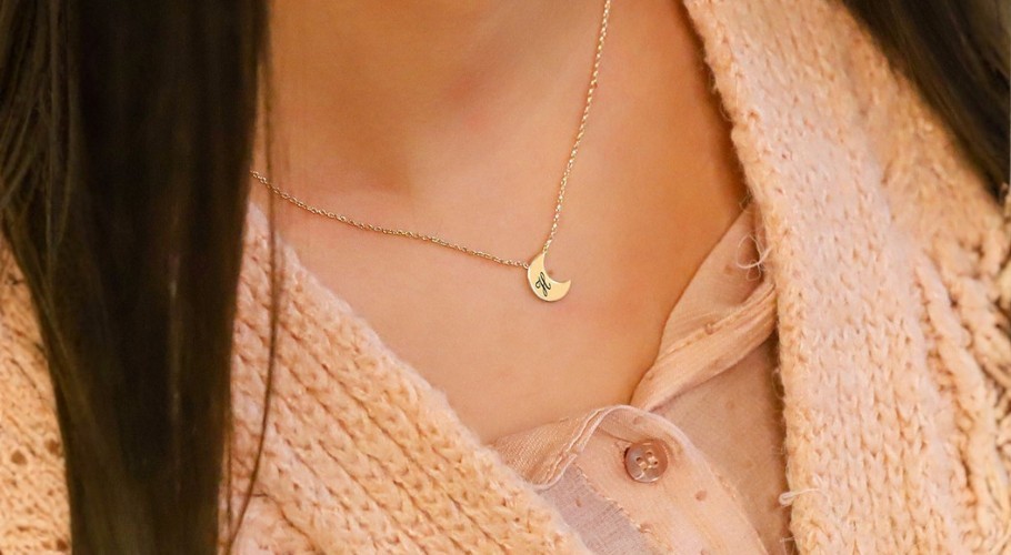 Quels bijoux offrir pour Halloween ? Des idées personnalisées à faire frissonner de plaisir